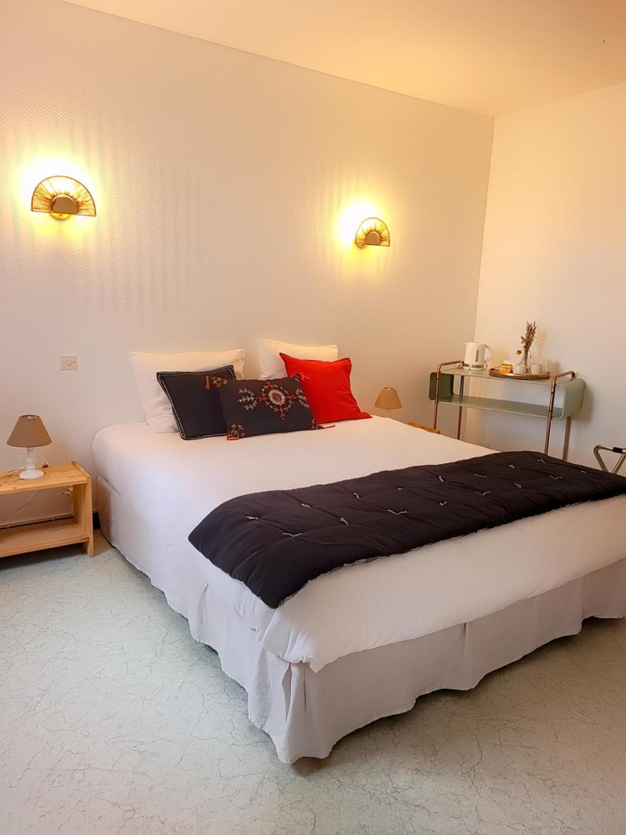 Bed & Breakfast Logis De La Garenne Mortagne-sur-Gironde